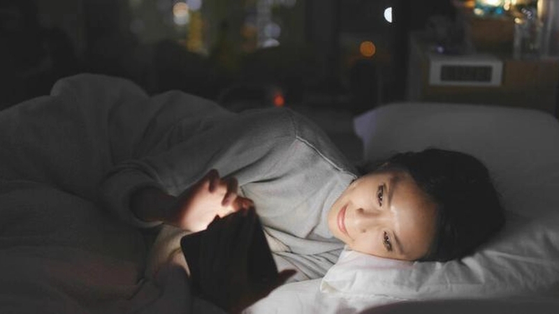 Giảm màn hình và công việc vào buổi tối